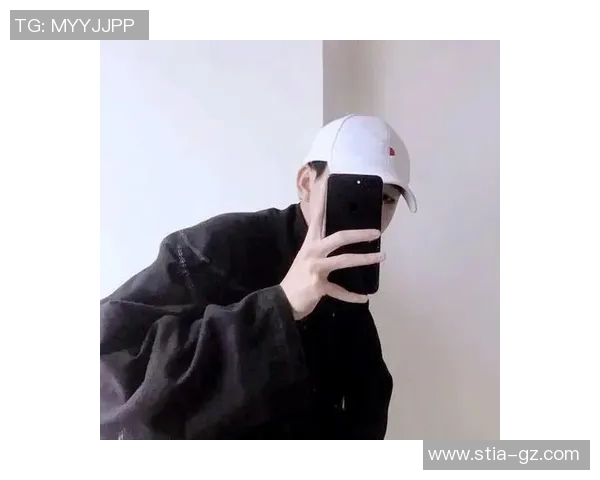 男生头像选择足球明星是否能彰显个性与品味的深度分析