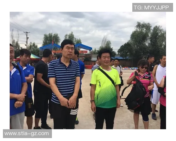 李强的乒乓球人生深度对话:从青涩少年到世界冠军的成长之路 李强的乒乓球人生深度对话:从青涩少年到世界冠军的成长之路
