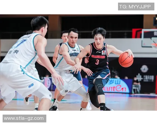 深圳乒乓球队以79分稳居冠军赛积分榜首位展现强劲实力