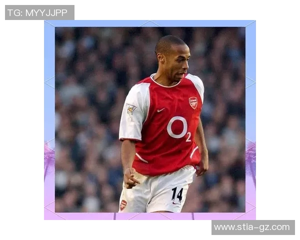 知名足球明星背后的号码故事与传奇时刻的深度解析 知名足球明星背后的号码故事与传奇时刻的深度解析